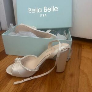 Bella Belle Women's Cream Heels